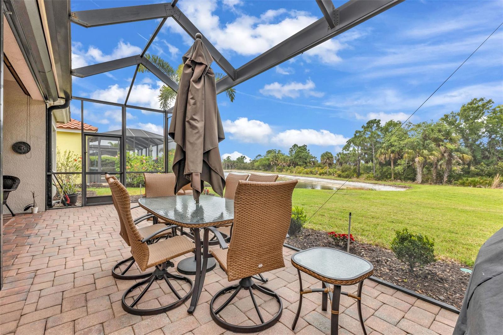 RIVERWOOD - Residential