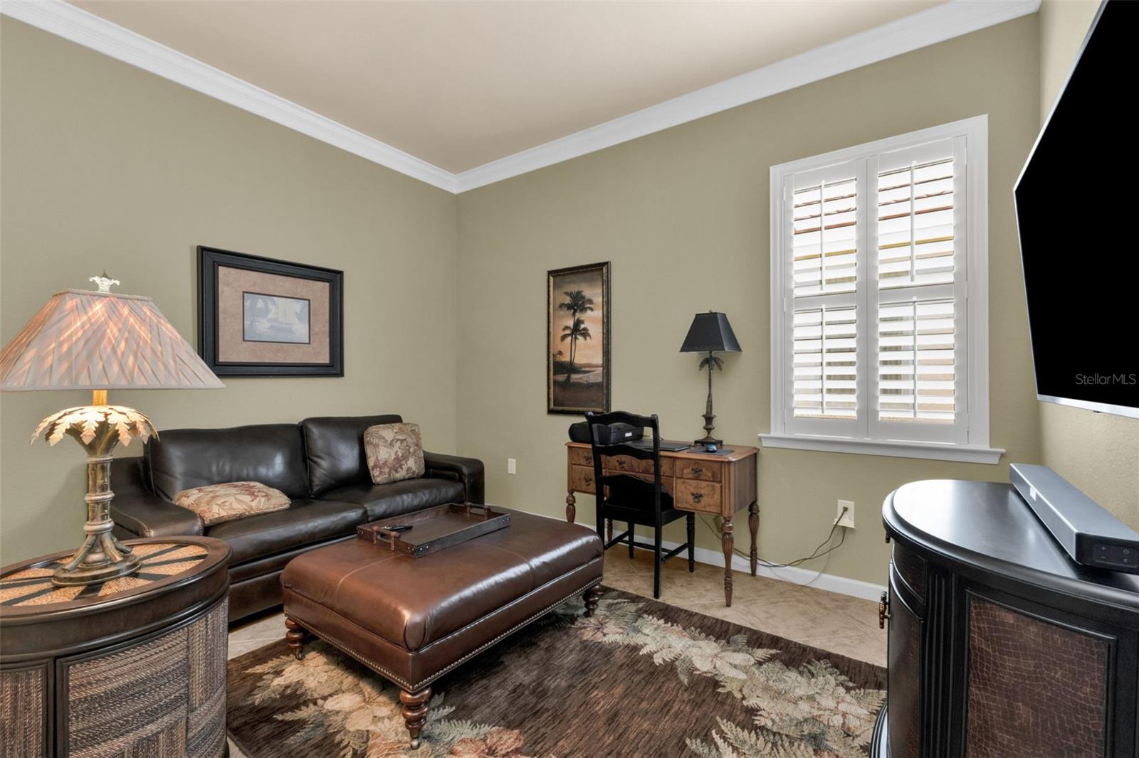 RIVERWOOD - Residential