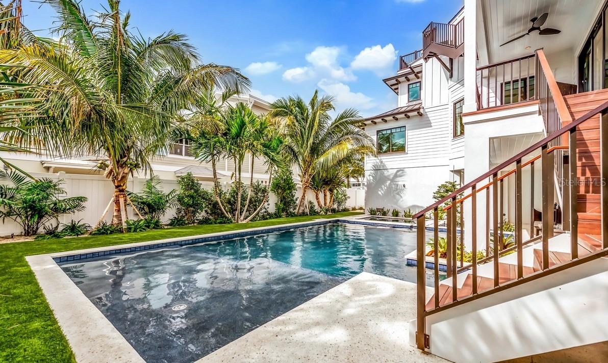 WEST WIND SHORES - Residential