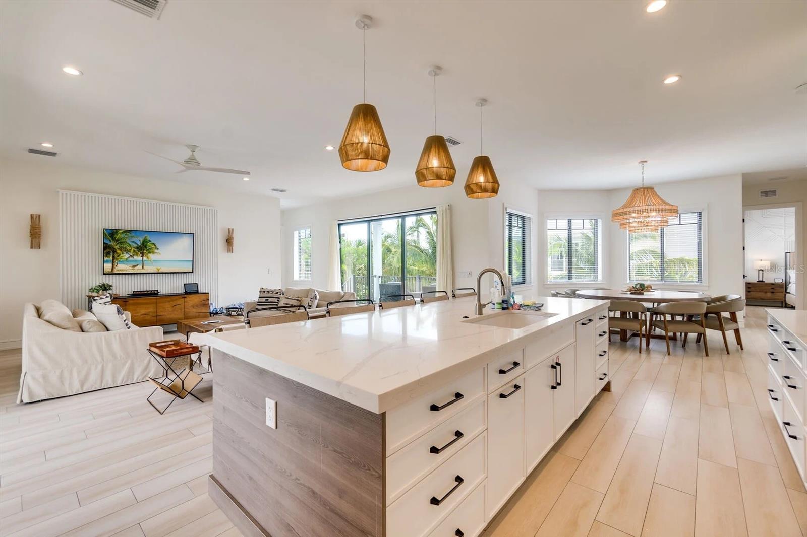 WEST WIND SHORES - Residential