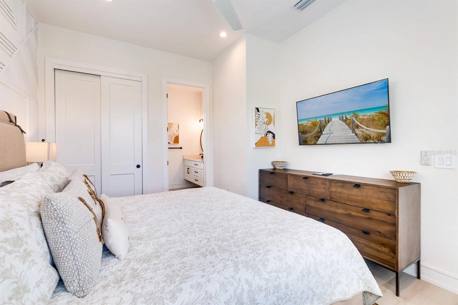 WEST WIND SHORES - Residential