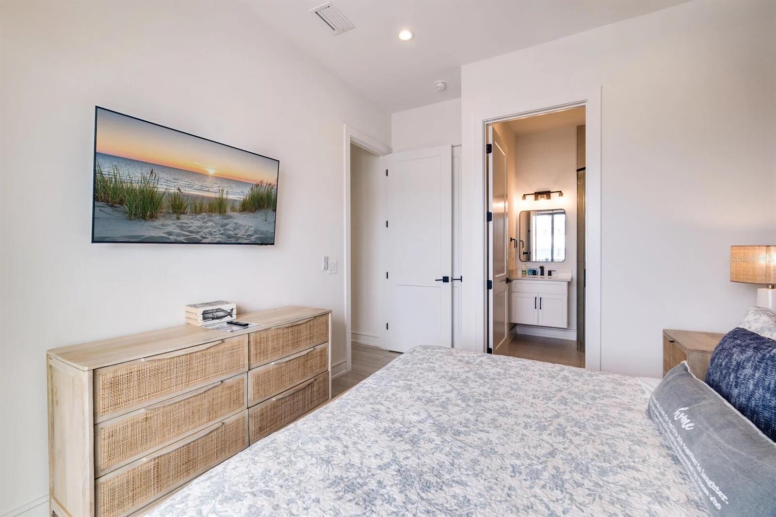 WEST WIND SHORES - Residential