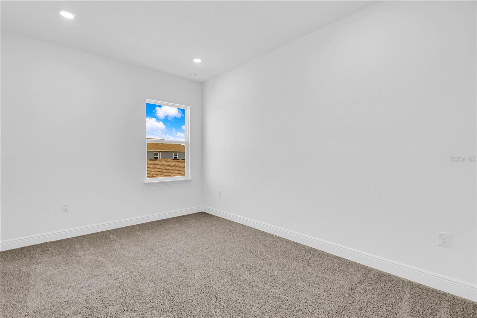 SERENADE AT OVATION - Residential Lease