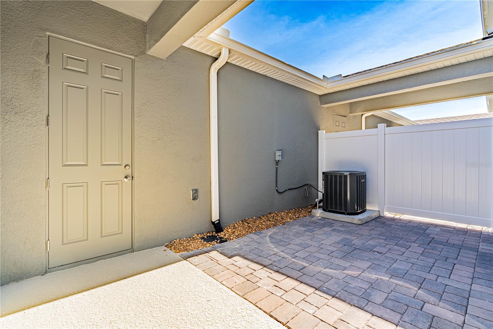 SERENADE AT OVATION - Residential Lease