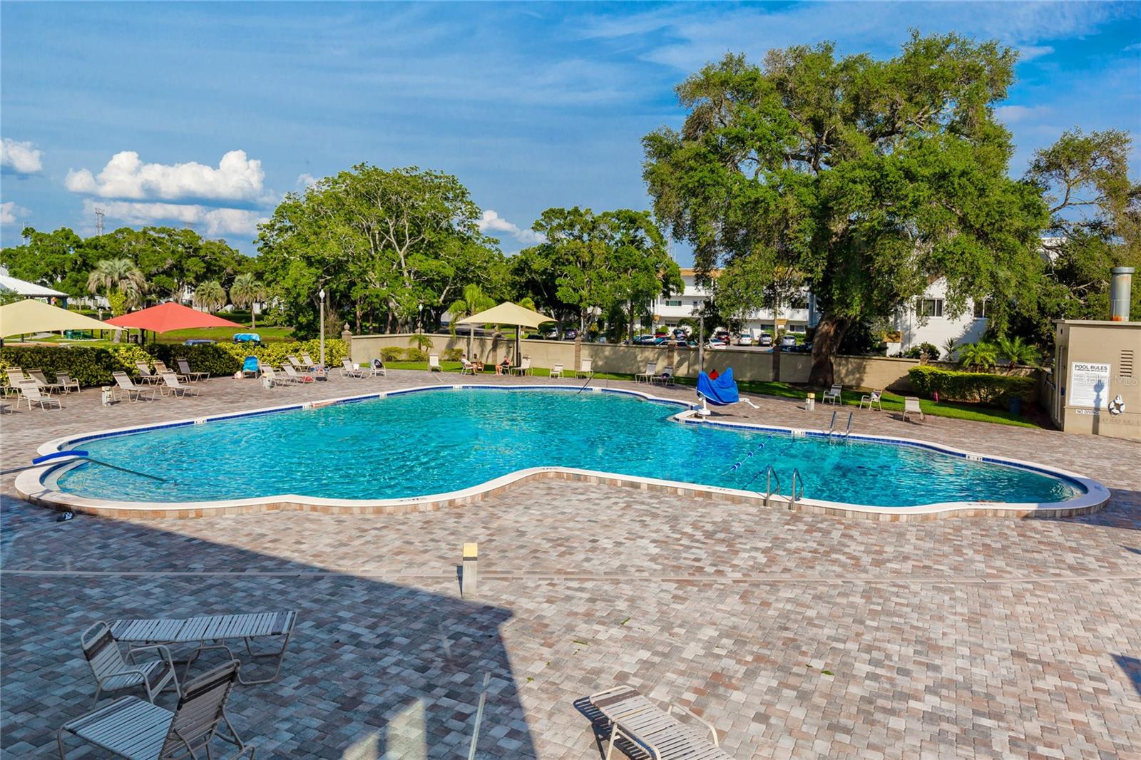 2229 AMERICUS BOULEVARD W 25