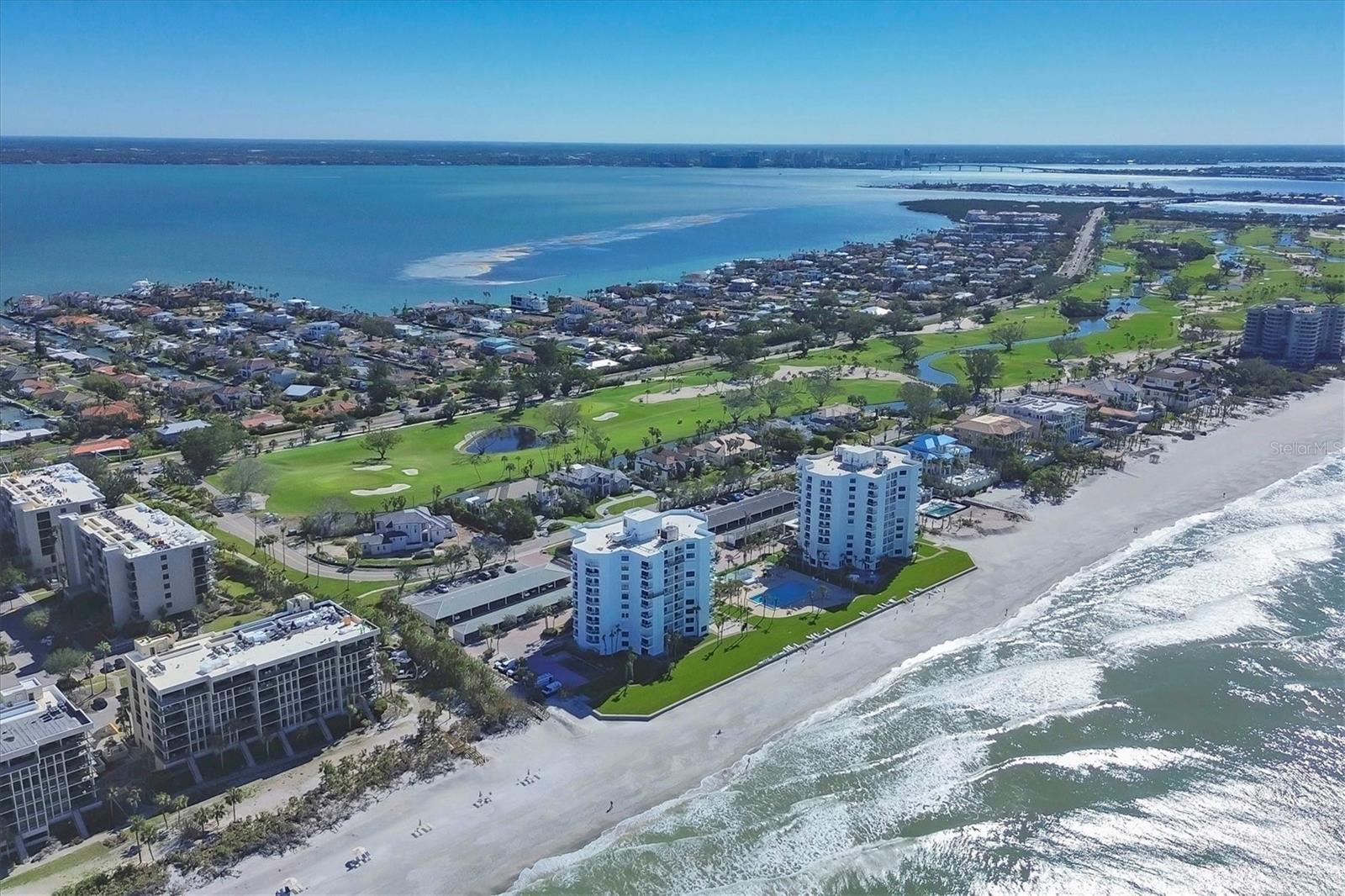 PRIVATEER SOUTH - Residential