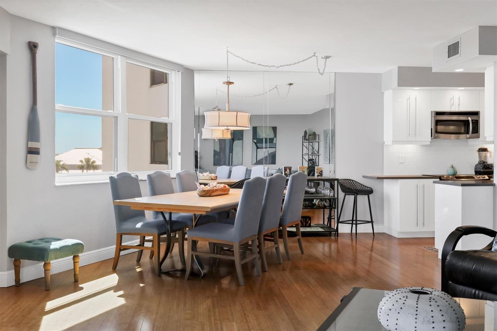 PRIVATEER SOUTH - Residential