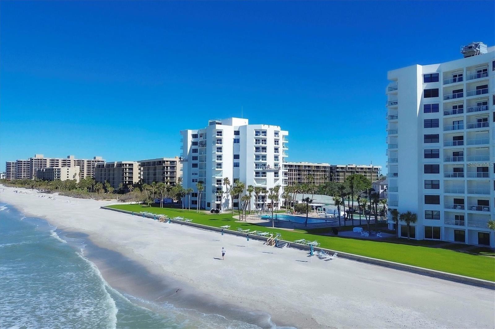 PRIVATEER SOUTH - Residential