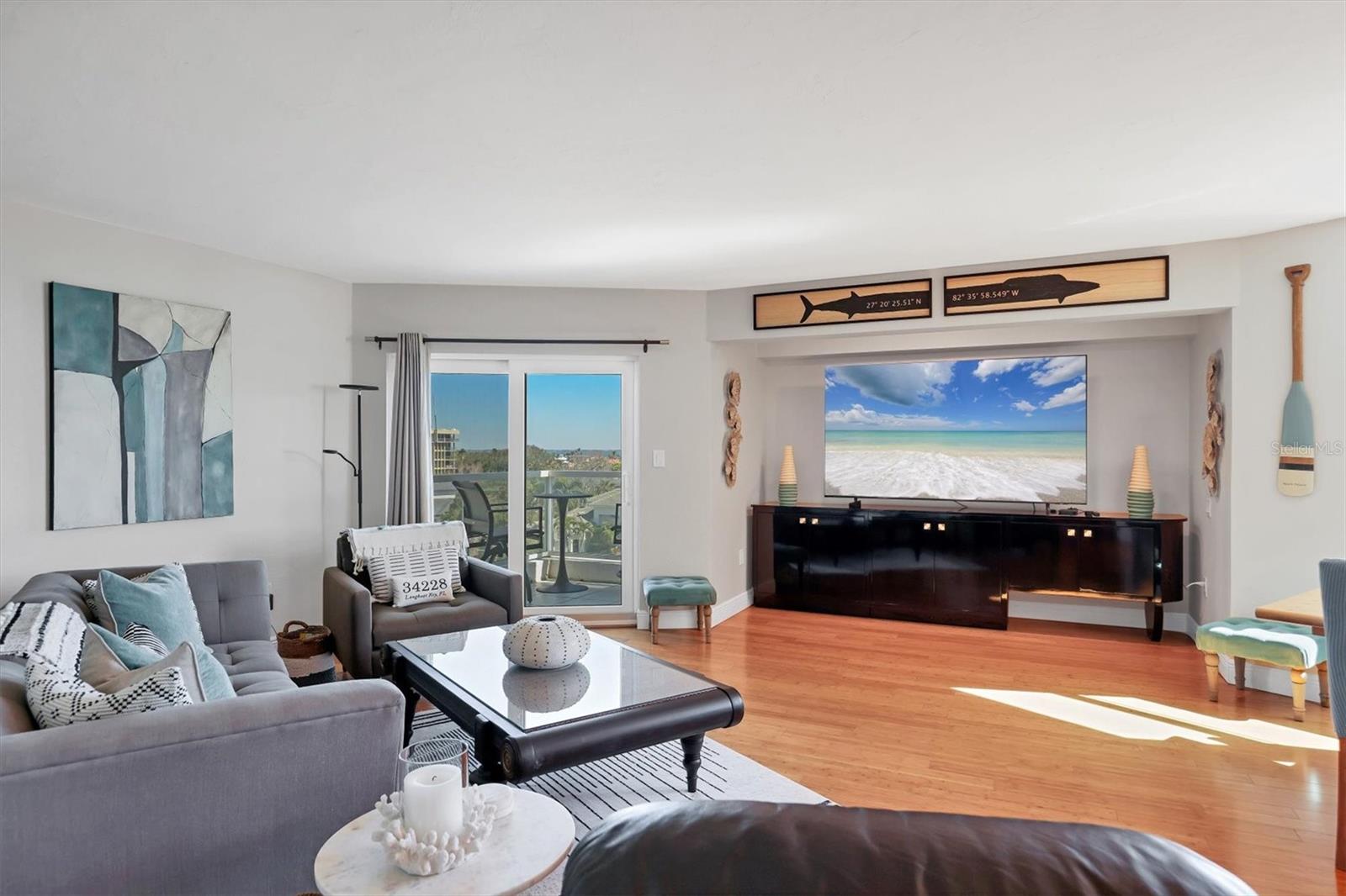 PRIVATEER SOUTH - Residential