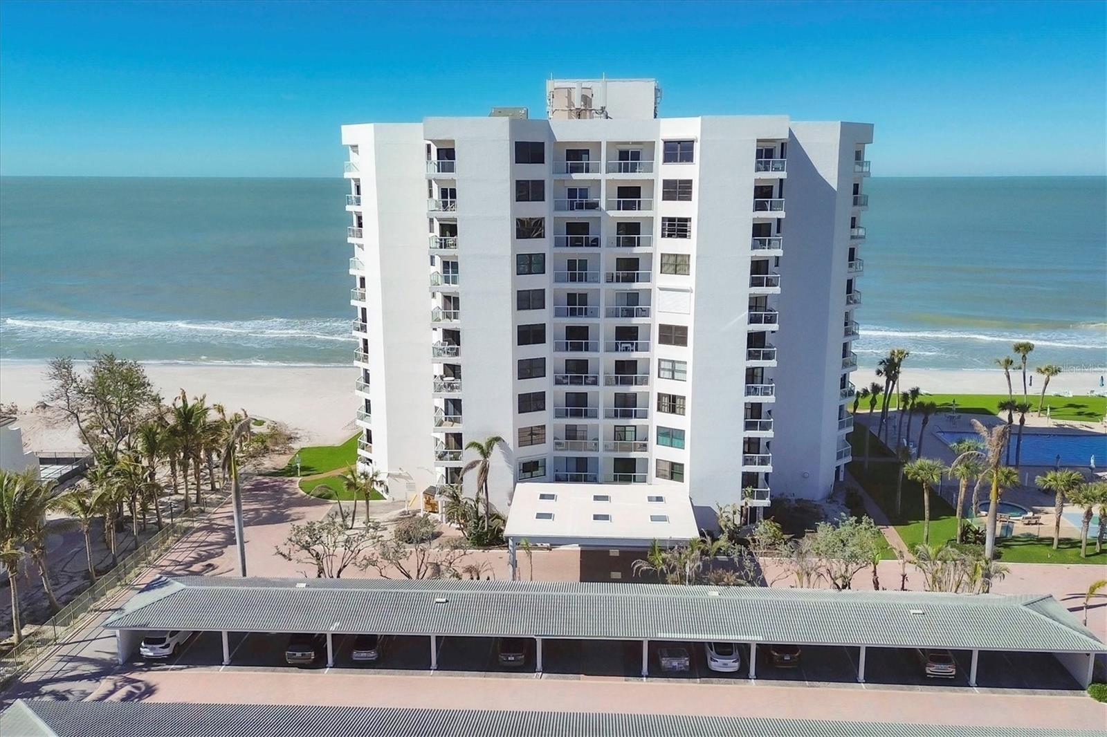 PRIVATEER SOUTH - Residential