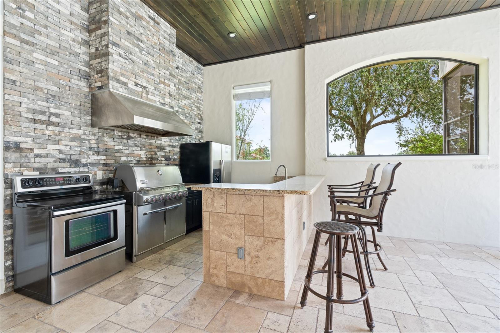 9905 LANAI VIEW COURT