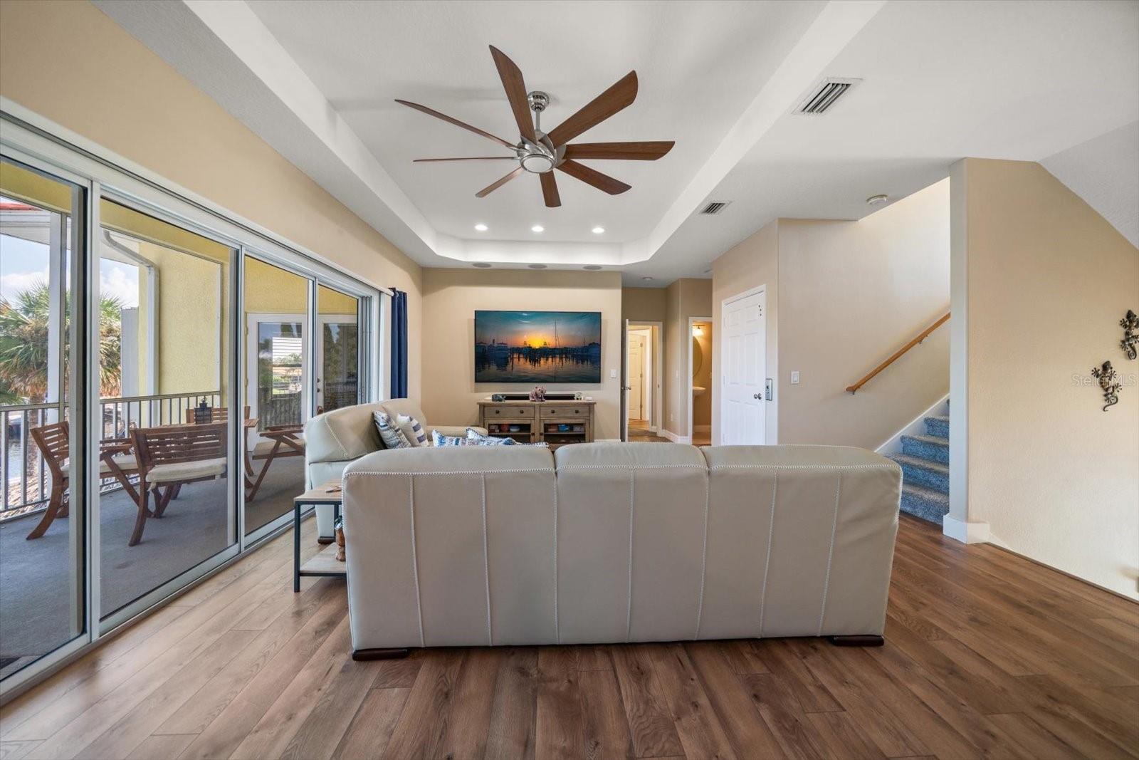 FLOR A MAR SEC 10C BLK 27 - Residential