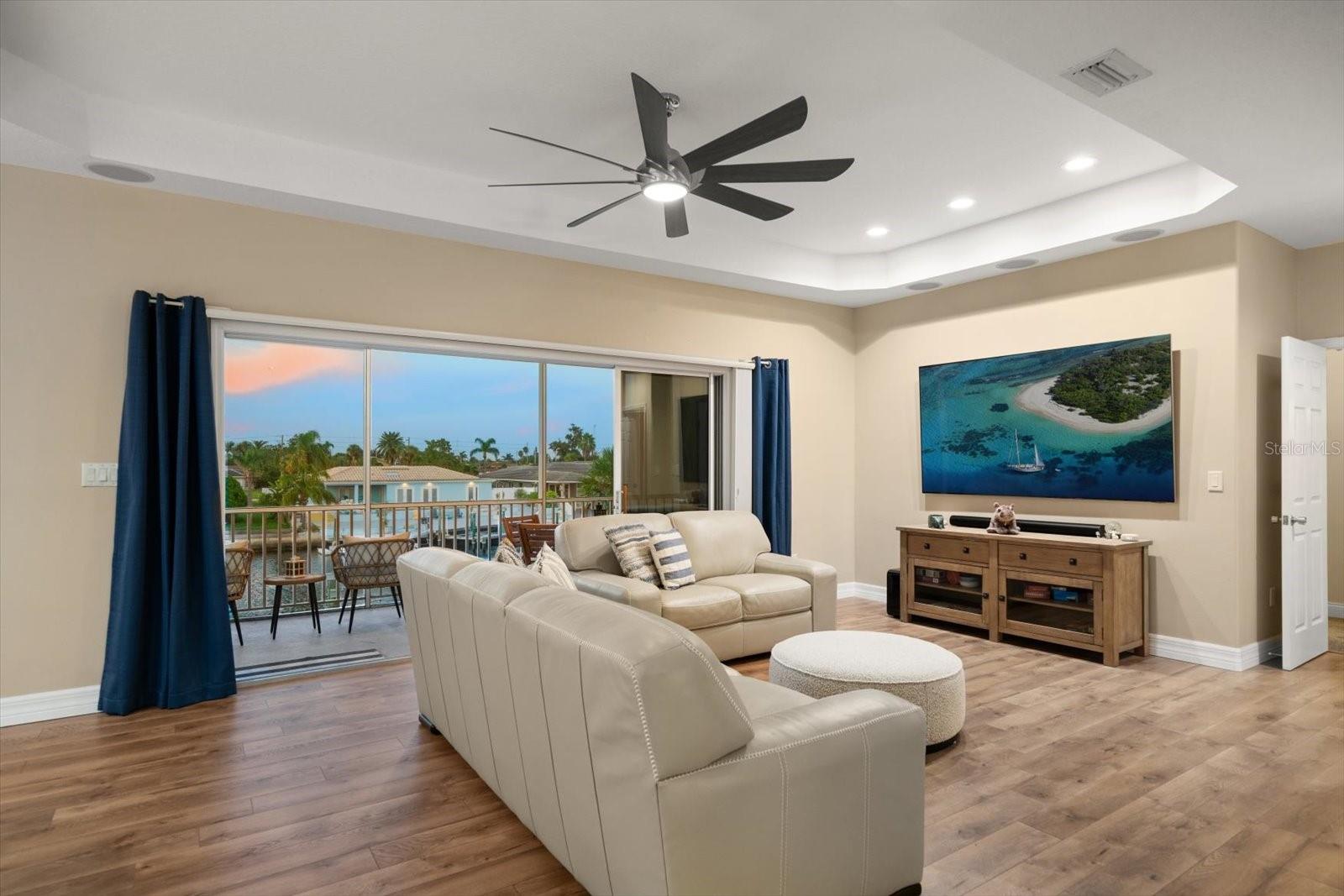 FLOR A MAR SEC 10C BLK 27 - Residential