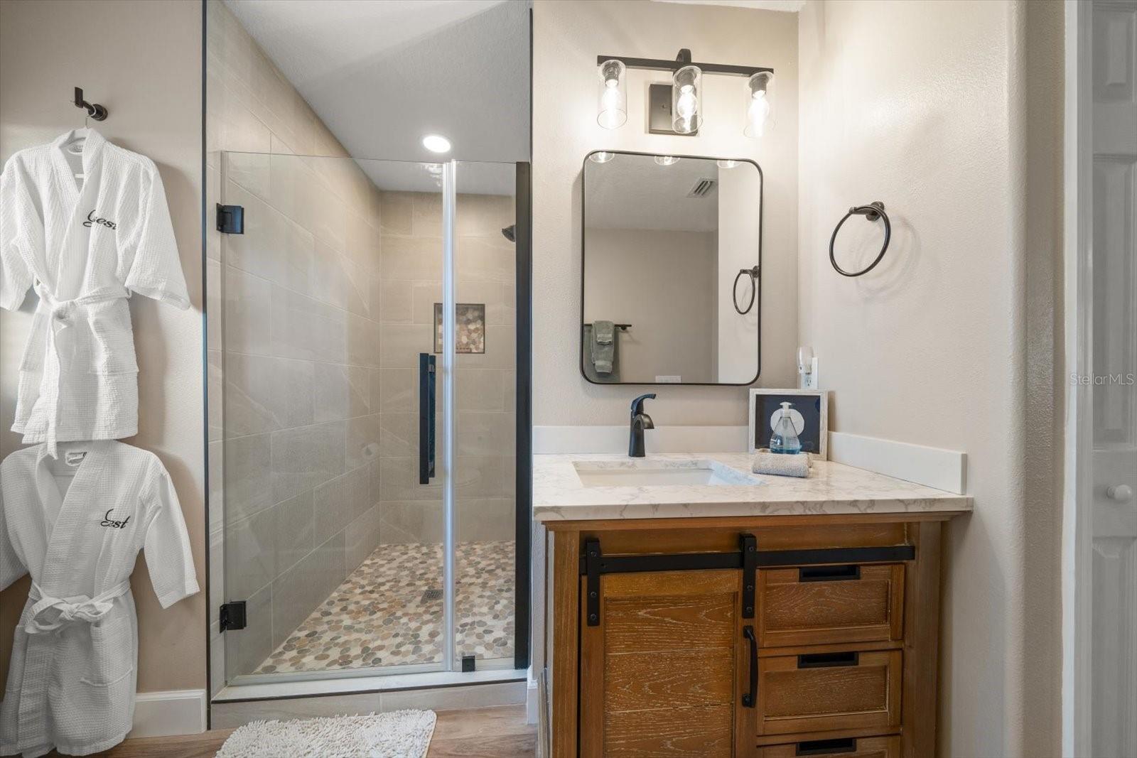 FLOR A MAR SEC 10C BLK 27 - Residential