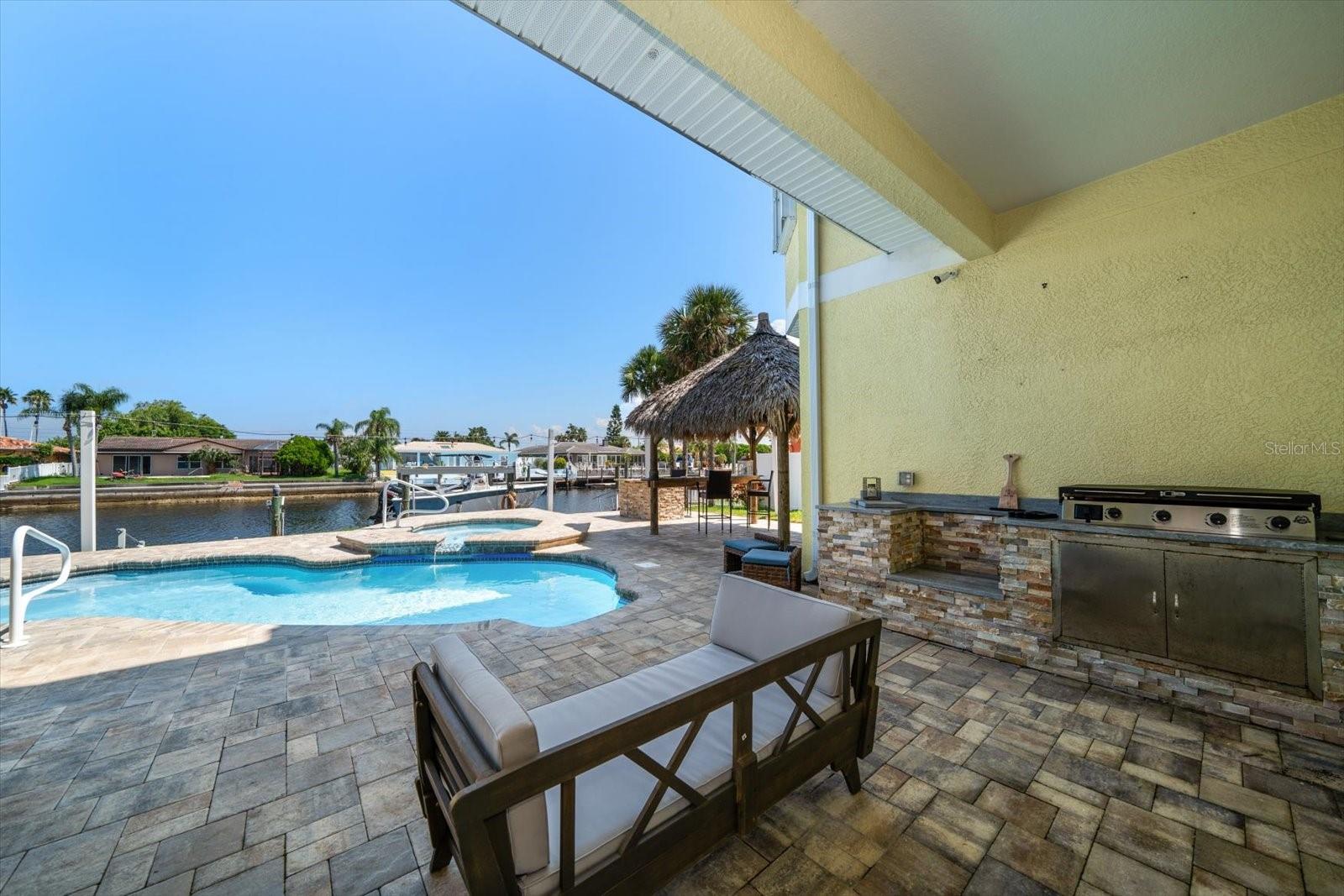 FLOR A MAR SEC 10C BLK 27 - Residential