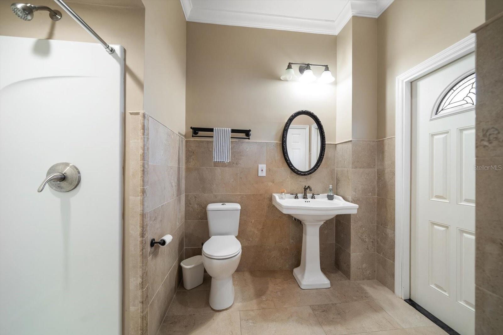 FLOR A MAR SEC 10C BLK 27 - Residential