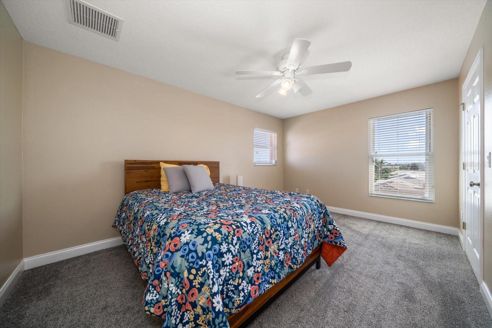 FLOR A MAR SEC 10C BLK 27 - Residential