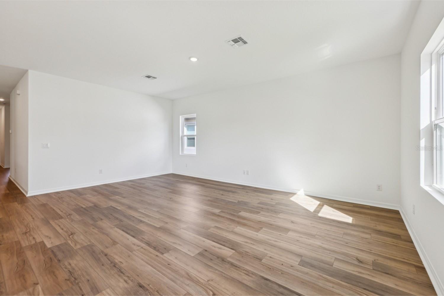 SUNBROOKE - Residential