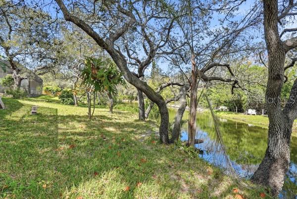 WEYBRIDGE WOODS - Residential