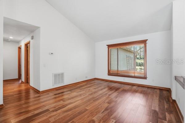 WEYBRIDGE WOODS - Residential