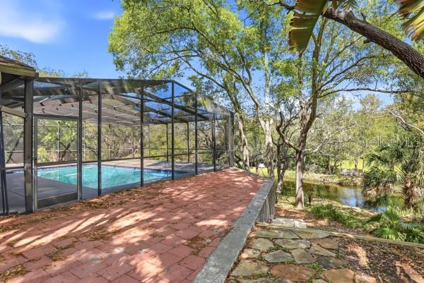 WEYBRIDGE WOODS - Residential