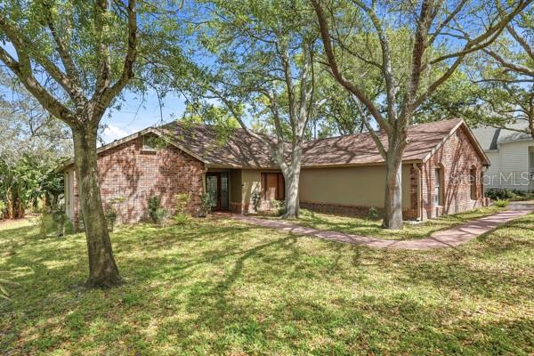 WEYBRIDGE WOODS - Residential