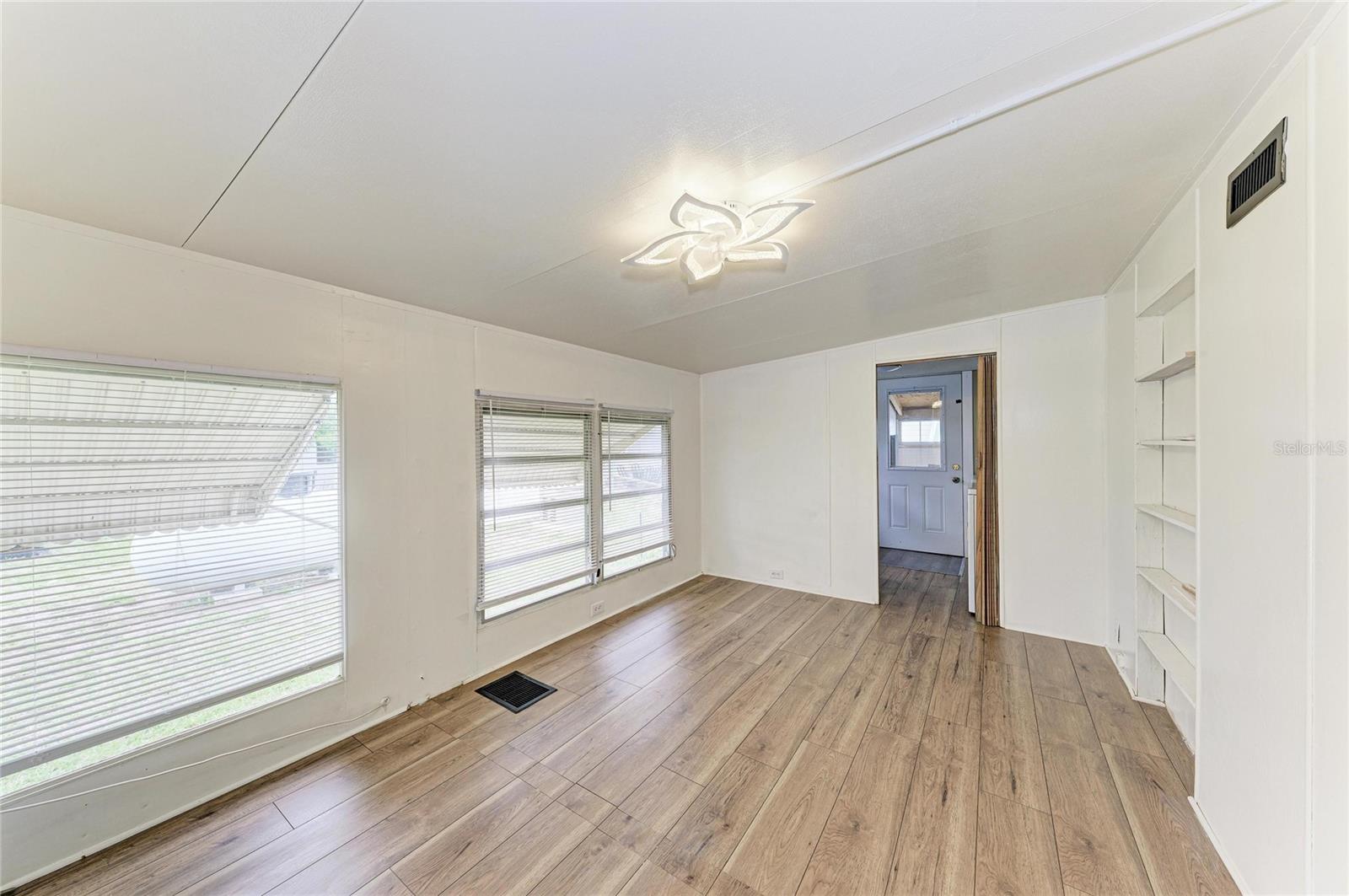 FAIR LANE ACRES SECOND ADD - Residential