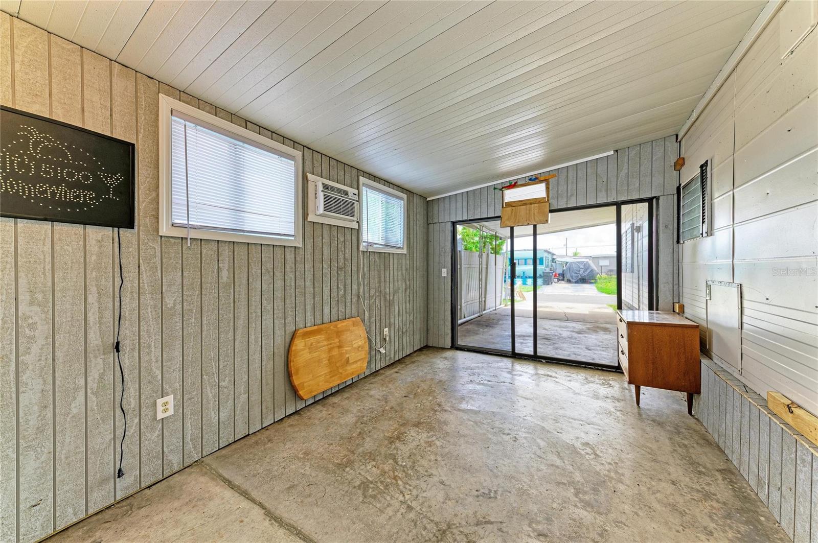 FAIR LANE ACRES SECOND ADD - Residential