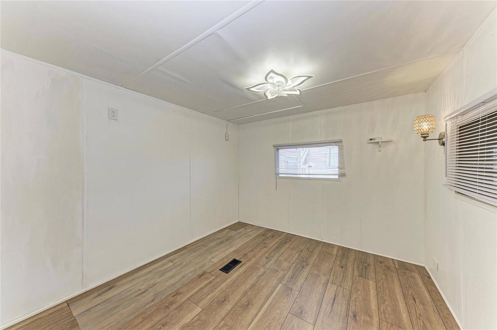 FAIR LANE ACRES SECOND ADD - Residential