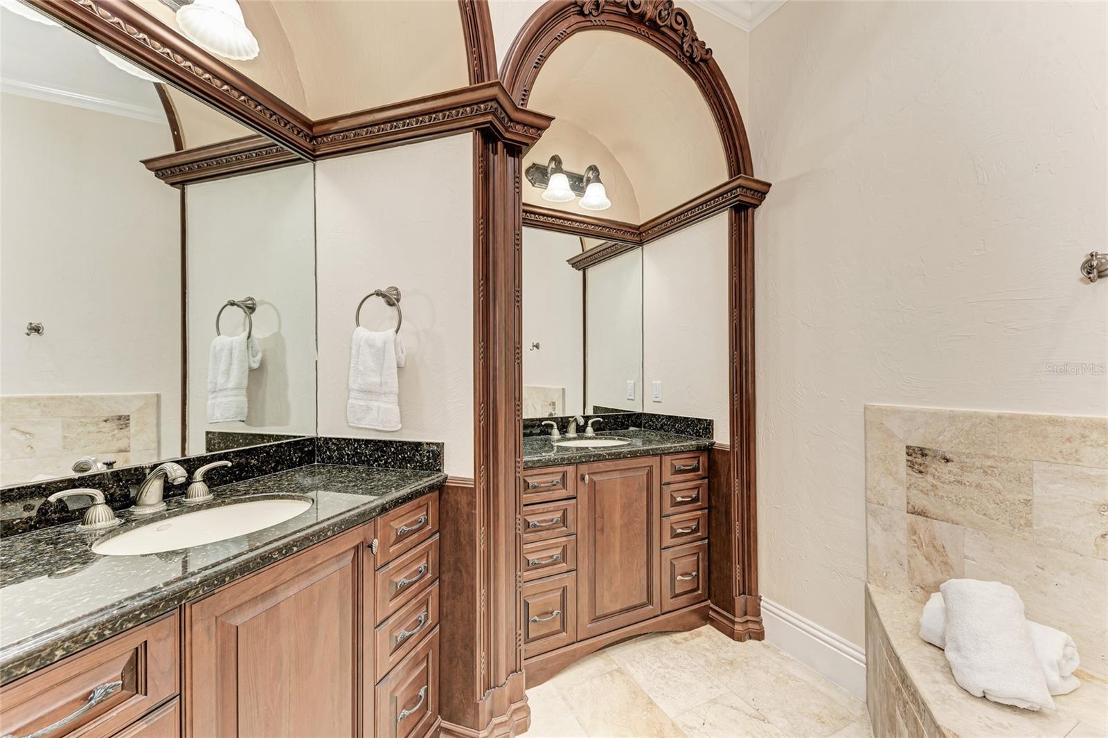 SAINT ARMANDS DIV JOHN RINGLING ESTATES - Residential Lease