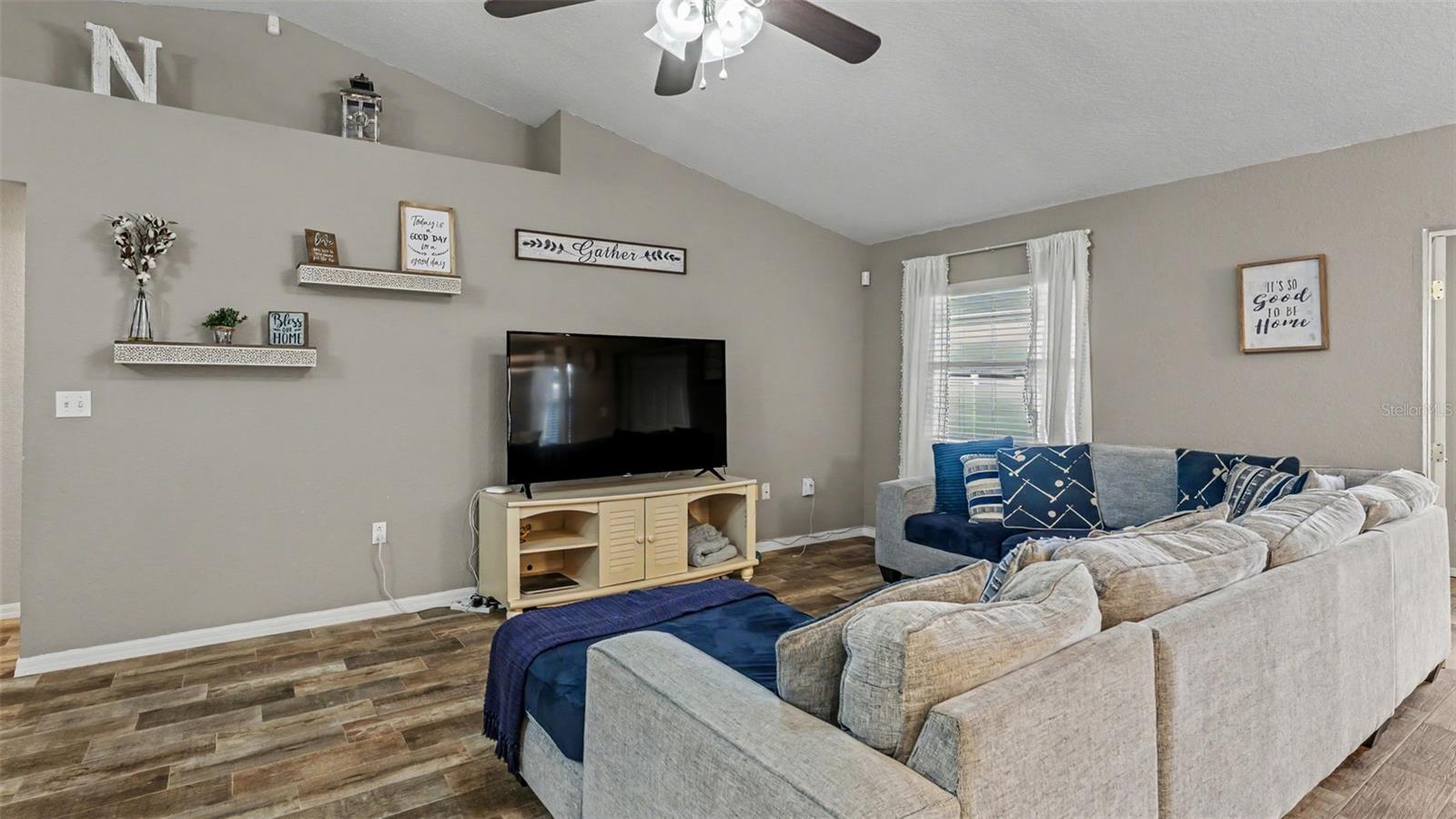 TOWNE PARK ESTATES PHASE 1-A - Residential