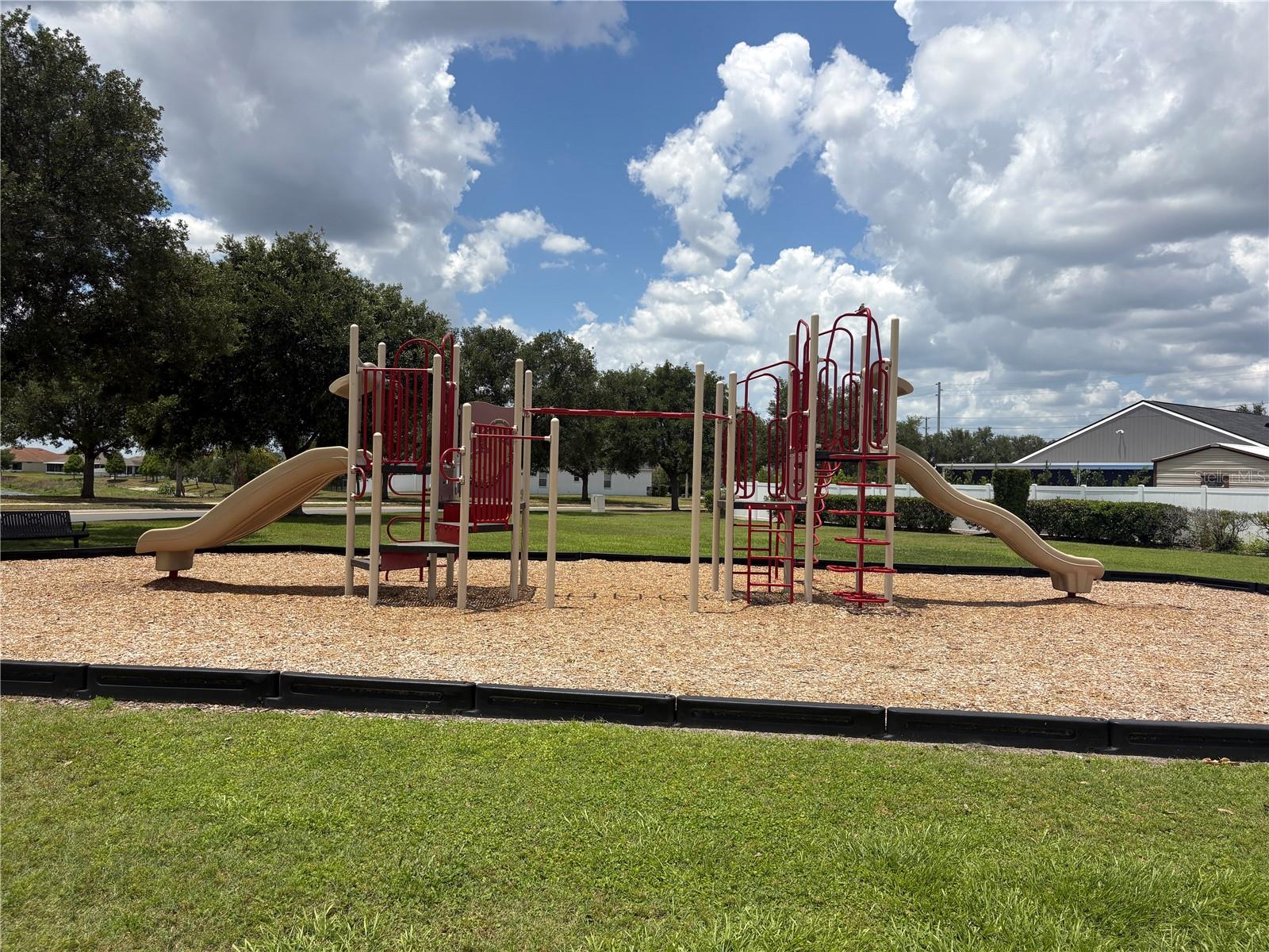 TOWNE PARK ESTATES PHASE 1-A - Residential