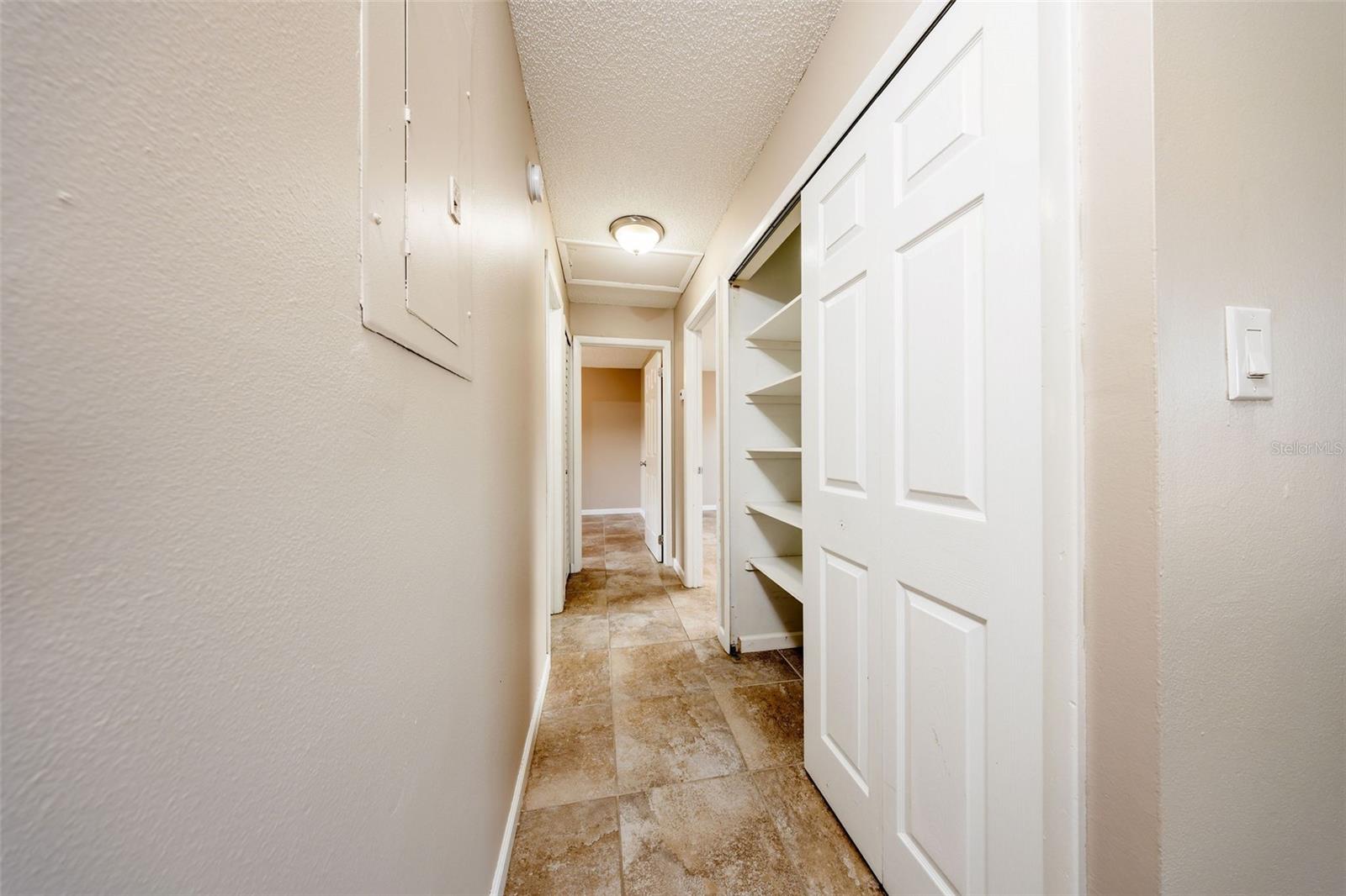 TWIN LAKE FOREST - Residential