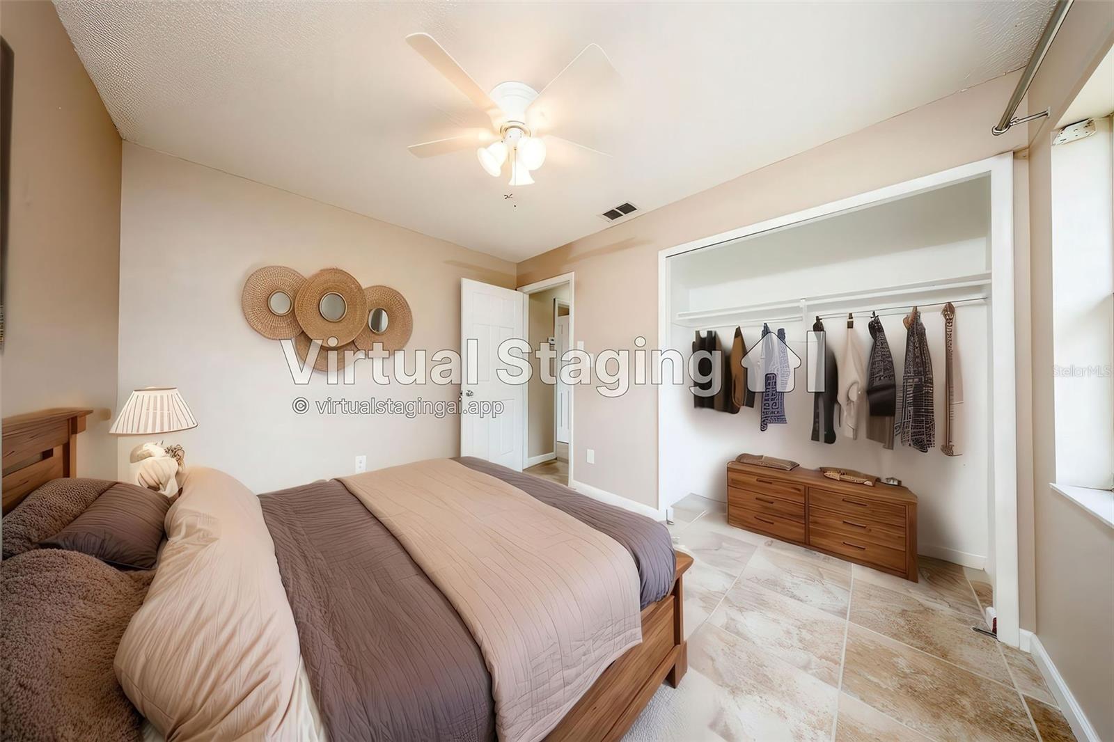 TWIN LAKE FOREST - Residential