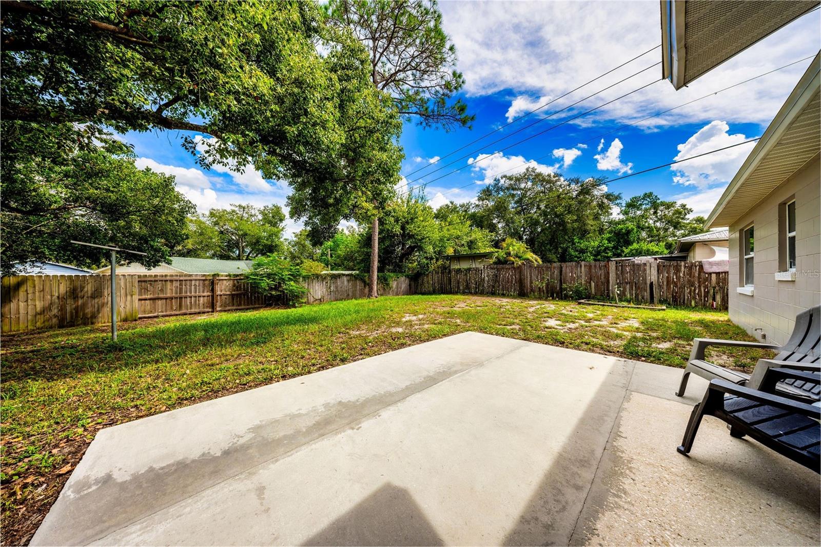 TWIN LAKE FOREST - Residential