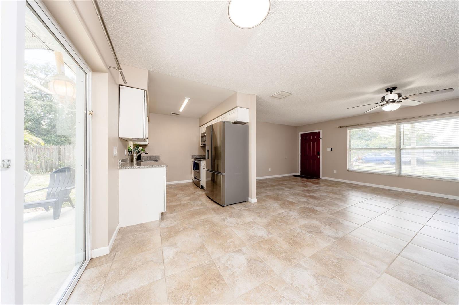 TWIN LAKE FOREST - Residential