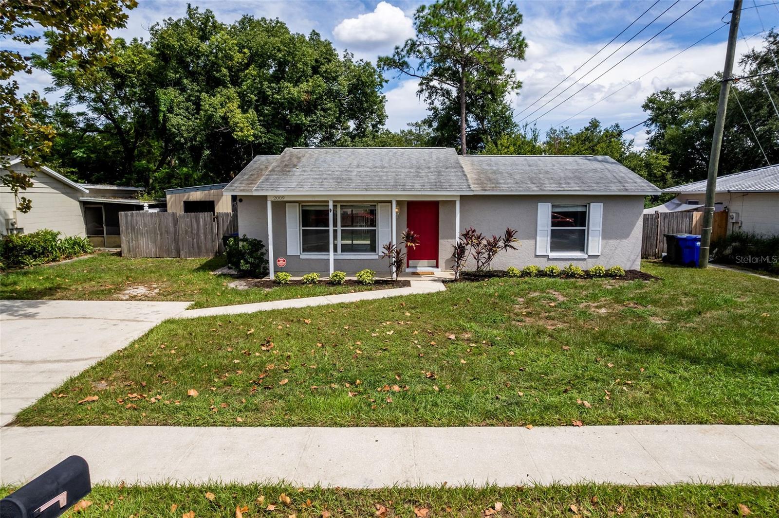 TWIN LAKE FOREST - Residential