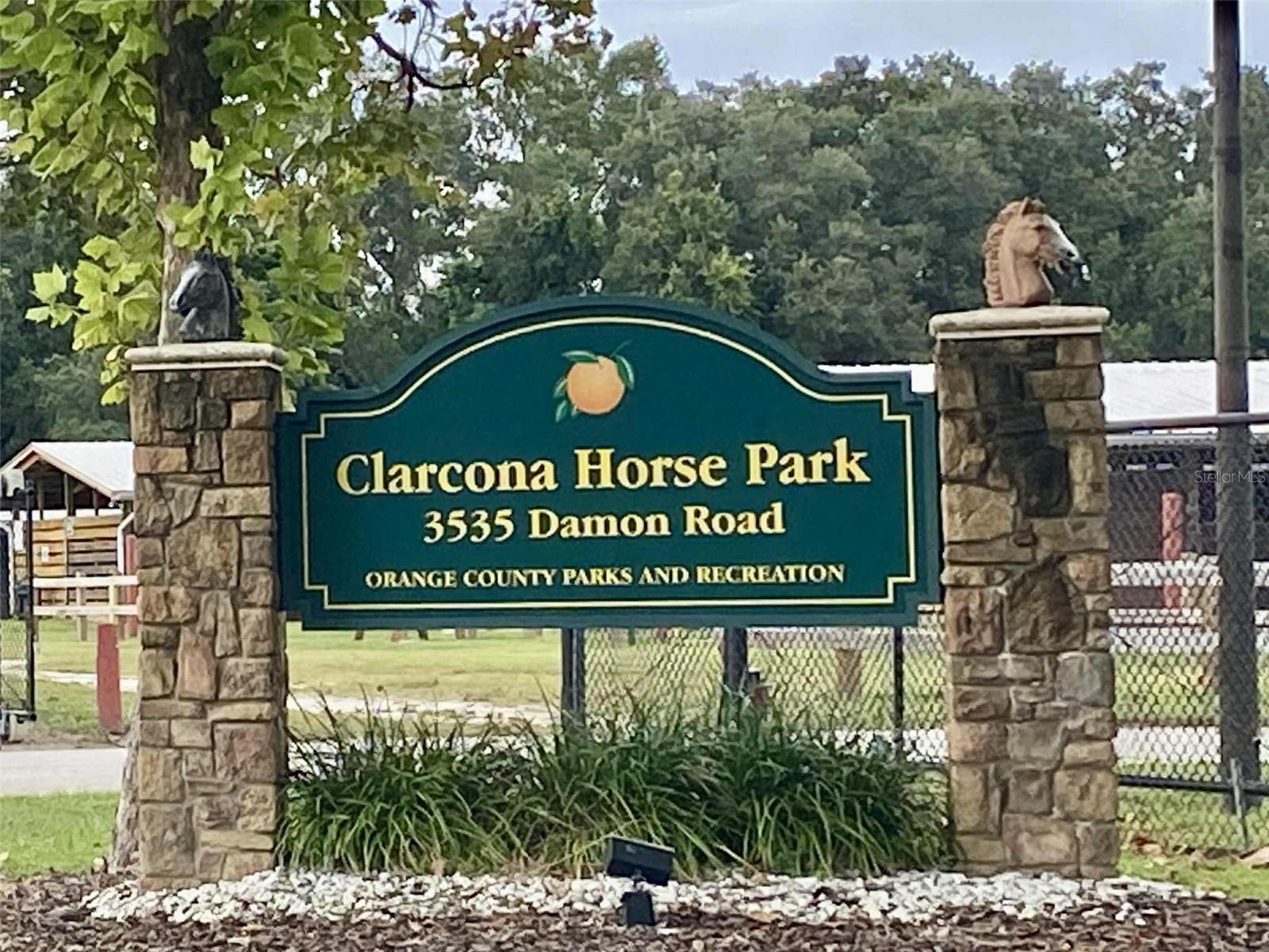 TWIN LAKE FOREST - Residential