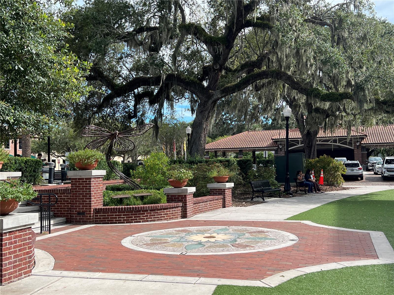 TWIN LAKE FOREST - Residential