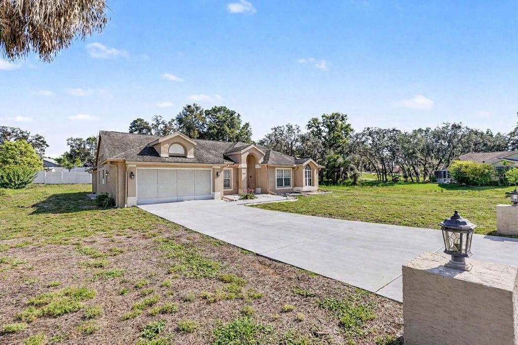 Photo of 13037 Everard Drive, Spring Hill, FL 34609 (MLS # TB8517073)