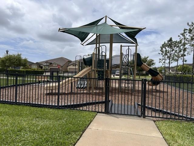 LAKESHORE AT NARCOOSSEE PH 2 - Residential Lease