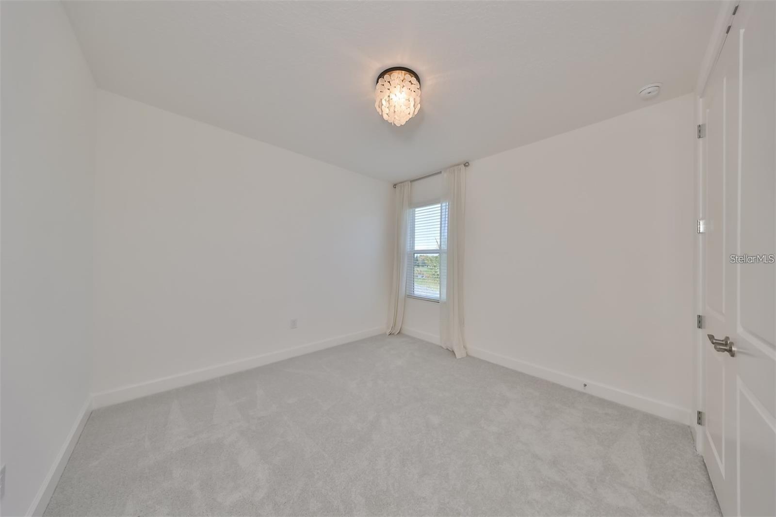 MIRABAY - Residential Lease