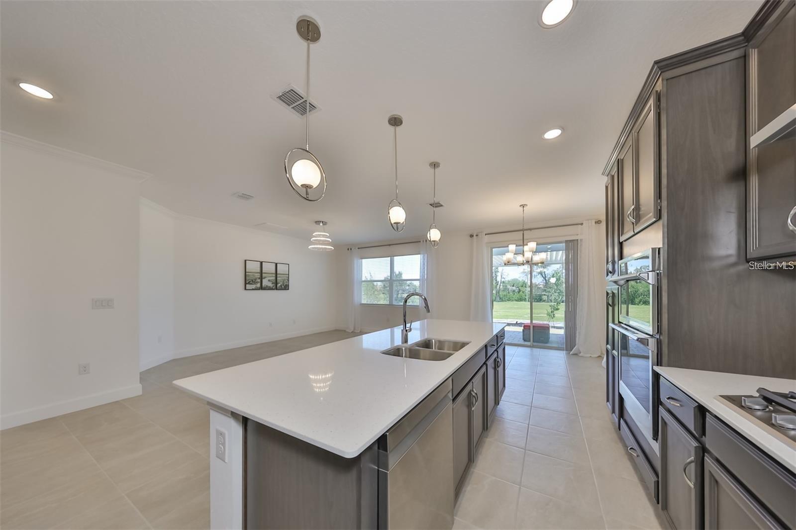 MIRABAY - Residential Lease
