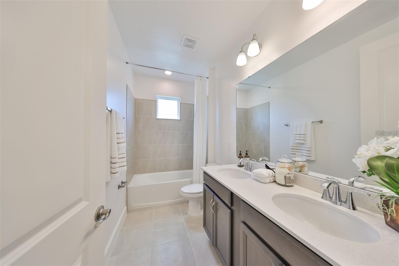 MIRABAY - Residential Lease