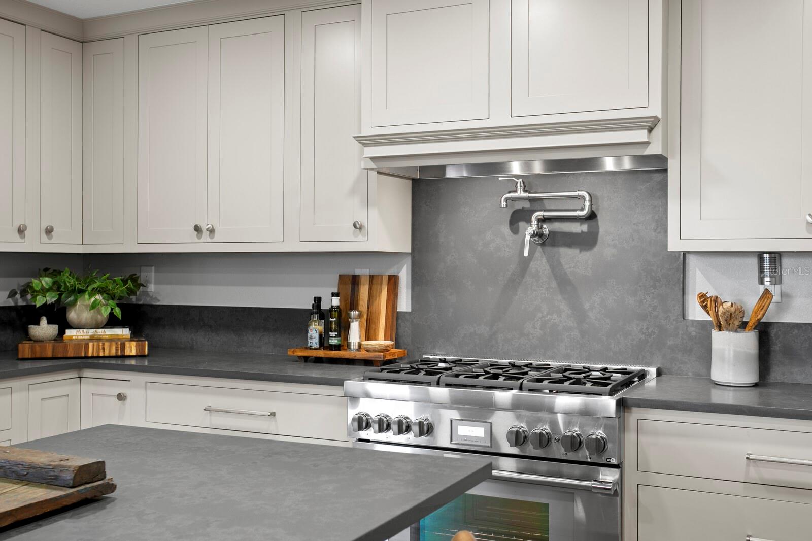 BROADWATER - Residential