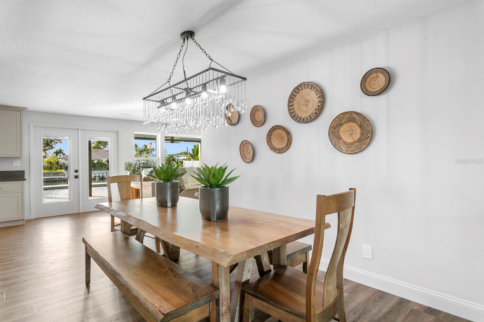 BROADWATER - Residential