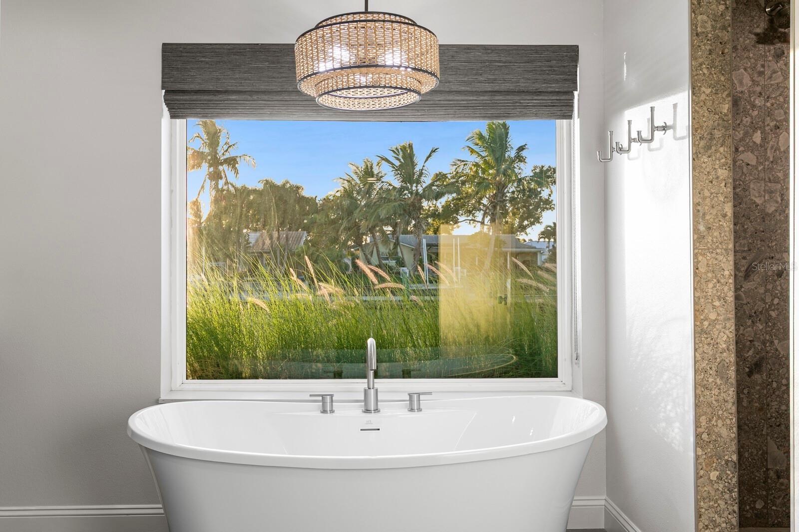 BROADWATER - Residential