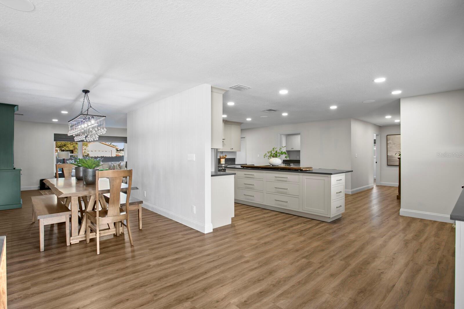 BROADWATER - Residential