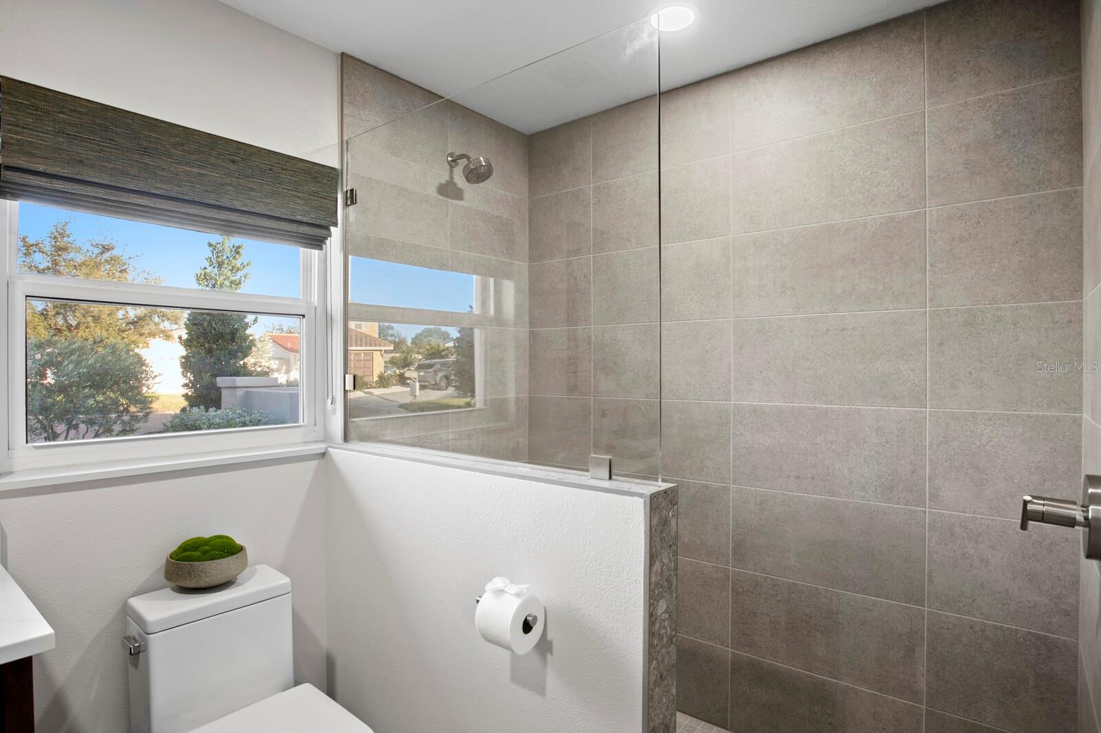 BROADWATER - Residential