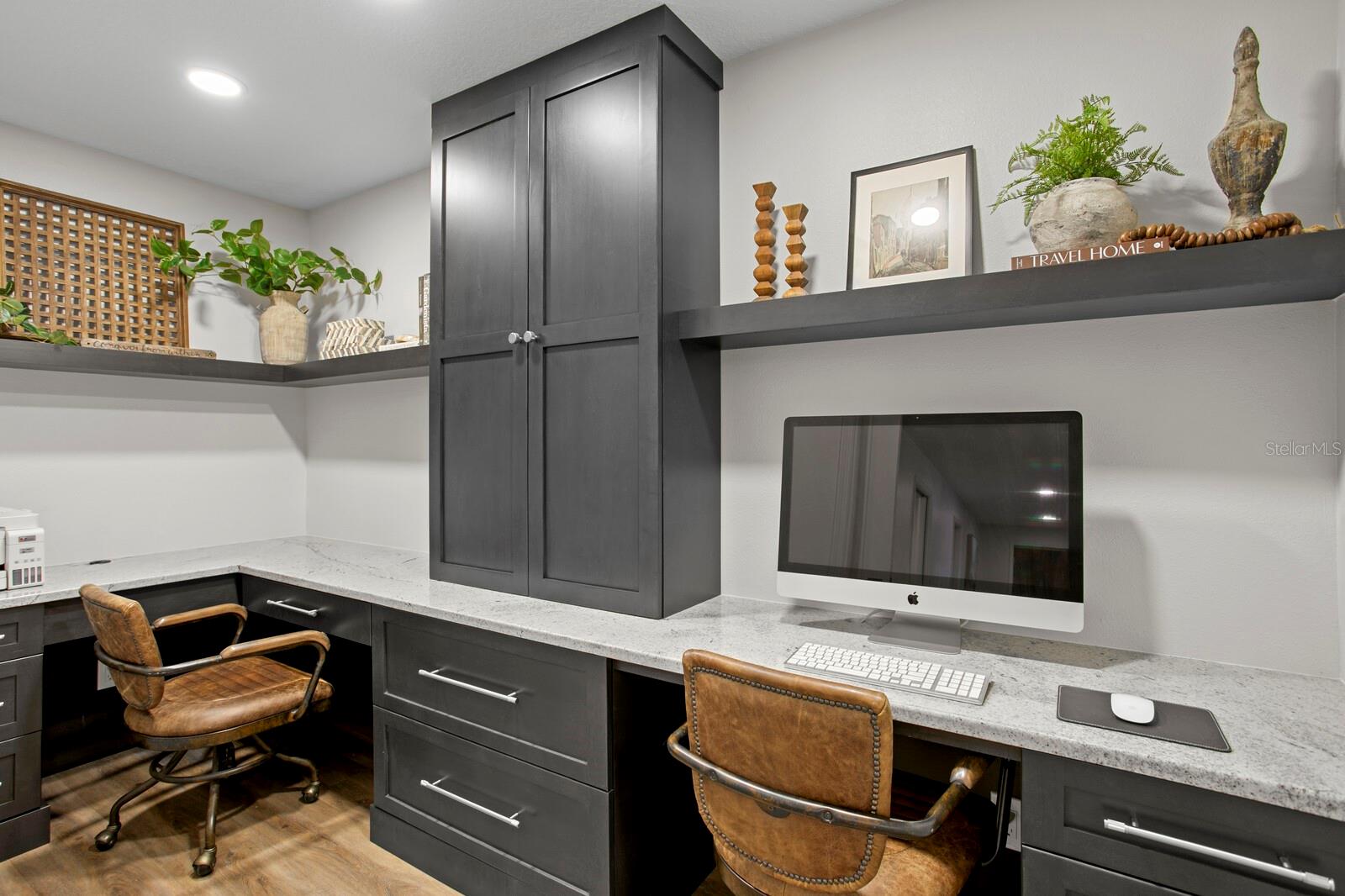 BROADWATER - Residential